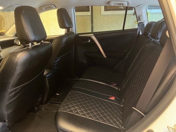 2013 Toyota RAV4 IV (XA40), белый - вид 8