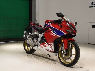 2020 Honda CBR 250R, красный, 479000 рублей, вид 2
