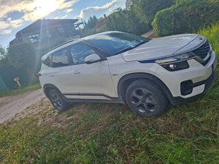 2021 Kia Seltos I, белый, 2170000 рублей, вид 1