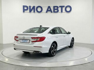 2022 Honda Accord X Рестайлинг, белый, 2549999 рублей, вид 5
