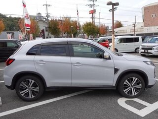 2022 Mitsubishi RVR III Рестайлинг 3, белый, 1850000 рублей, вид 4