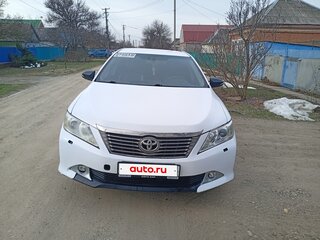 2012 Toyota Camry VII (XV50), белый, 1350000 рублей, вид 2