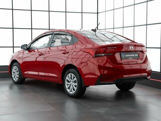2018 Hyundai Solaris II, красный, 1429000 рублей, вид 4