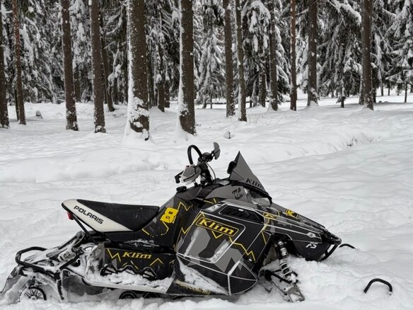 2011 Polaris 600 Rush, белый, 440000 рублей - вид 1