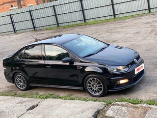 2017 Volkswagen Polo V Рестайлинг, чёрный, 1000000 рублей, вид 5