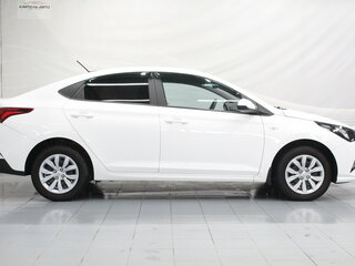 2021 Hyundai Solaris II Рестайлинг, белый, 1400000 рублей, вид 4