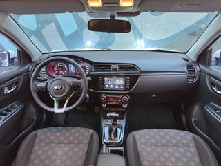 2018 Kia Rio IV, белый, 1587000 рублей, вид 2