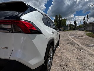 2019 Toyota RAV4 V (XA50), белый, 2850000 рублей, вид 4