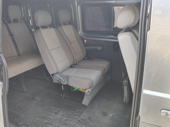 2005 Volkswagen Transporter T5, серый, 1350000 рублей - вид 18