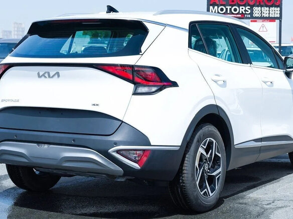 2026 Kia Sportage V, белый, 3650548 рублей - вид 5