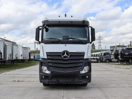 2020 Mercedes-Benz Actros, белый, 4490000 рублей, вид 2