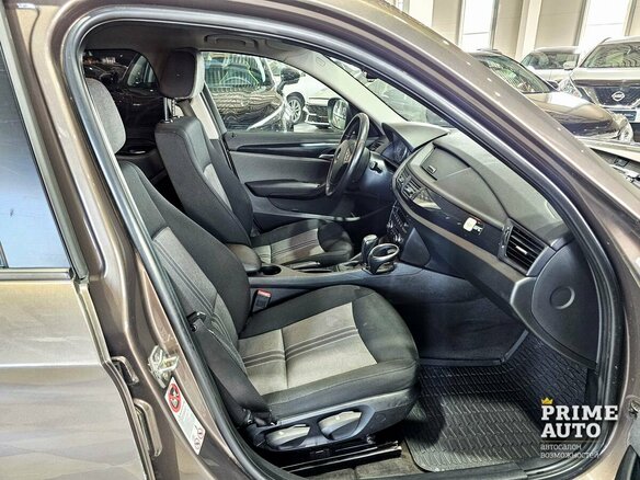 2012 BMW X1 20d I (E84), коричневый - вид 22