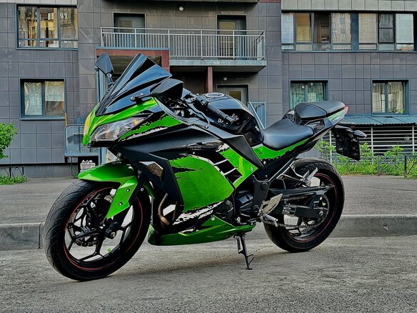 2014 Kawasaki Ninja 300, зелёный, 390000 рублей