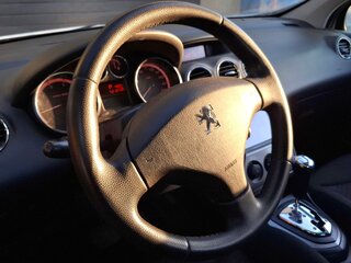2010 Peugeot 308 I, серебристый, 450000 рублей, вид 2