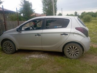 2009 Hyundai i20 I, серебристый, 400000 рублей, вид 2