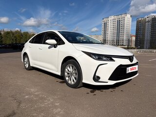 2021 Toyota Corolla XII (E210), белый, 1900000 рублей, вид 3