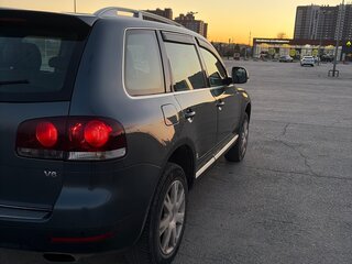 2009 Volkswagen Touareg I Рестайлинг, чёрный, 950000 рублей, вид 4