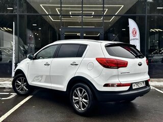 2015 Kia Sportage III Рестайлинг, белый, 1350000 рублей, вид 4