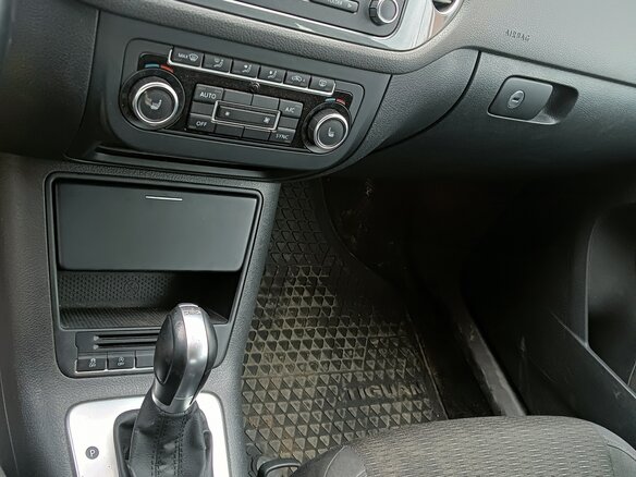 2014 Volkswagen Tiguan I Рестайлинг, белый, 735000 рублей - вид 1