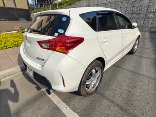 2012 Toyota Auris II, белый, 1200000 рублей, вид 4