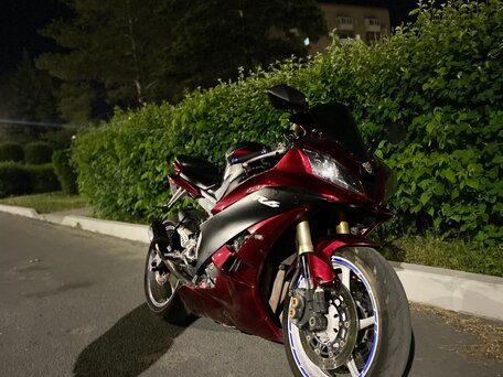 2006 Yamaha YZF-R6, красный, 580000 рублей, вид 2