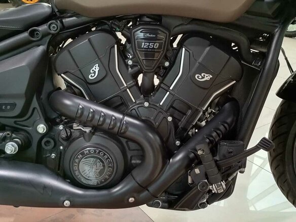 2024 Indian Scout, коричневый - вид 8