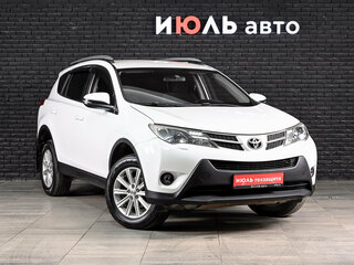 2015 Toyota RAV4 IV (XA40), белый, 1640000 рублей, вид 3