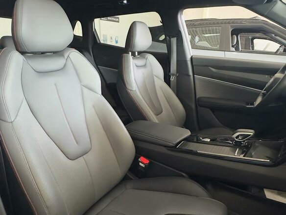 2026 Geely Cityray, белый, 3384990 рублей - вид 4