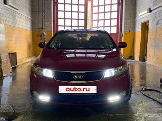 2012 Kia Cerato 6-speed II, красный, 900000 рублей, вид 3
