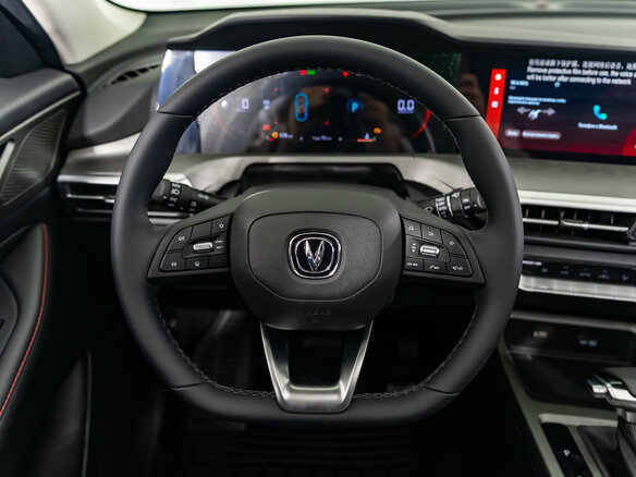 2025 Changan CS35 Plus I Рестайлинг, белый - вид 9