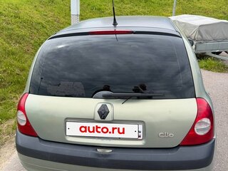 2002 Renault Clio II Рестайлинг, зелёный, 140000 рублей, вид 3