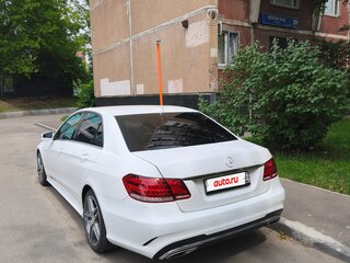 2014 Mercedes-Benz E-Класс 200 IV (W212, S212, C207) Рестайлинг, белый, 1950000 рублей, вид 4