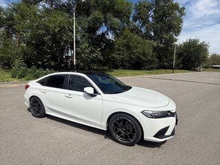 2022 Honda Civic XI, белый, 2450000 рублей, вид 4