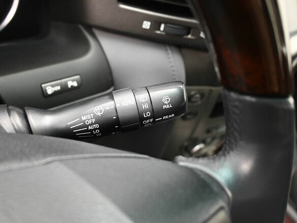 2008 Lexus LX 570 III, чёрный - вид 16