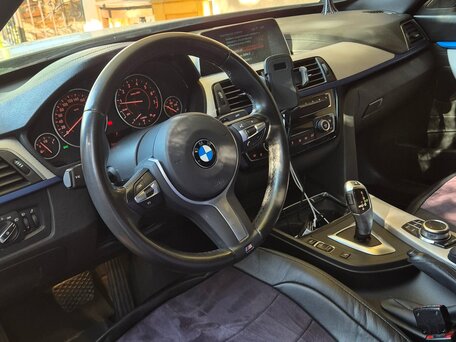 2019 BMW 3 серии Gran Turismo 320i VI (F3x) Рестайлинг, белый, 2600000 рублей, вид 3