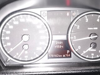 2011 BMW X1 18i I (E84), красный, 1000000 рублей, вид 2