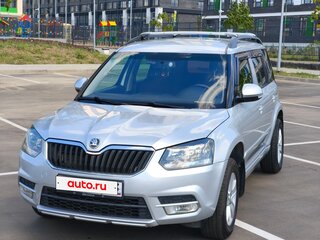 2014 Skoda Yeti I Рестайлинг, серебристый, 1200000 рублей, вид 2