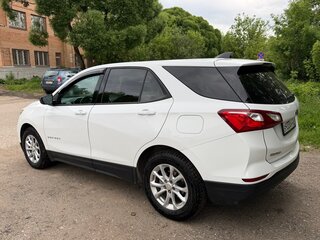 2019 Chevrolet Equinox III, белый, 1600000 рублей, вид 5