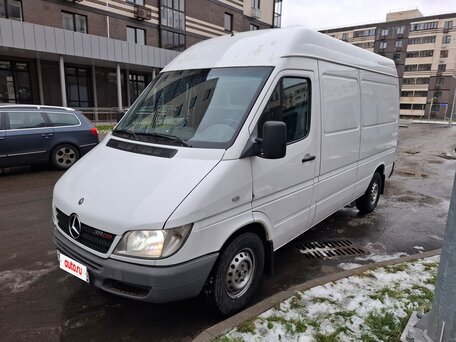 2015 Mercedes-Benz Sprinter Classic, белый, 1850000 рублей, вид 2