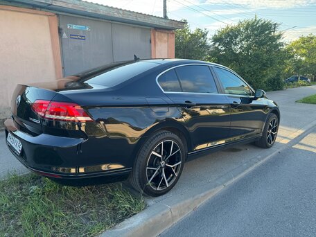 2017 Volkswagen Passat B8, чёрный, 1830000 рублей, вид 4