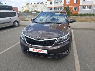 2017 Kia Rio III Рестайлинг, коричневый, 1150000 рублей, вид 2