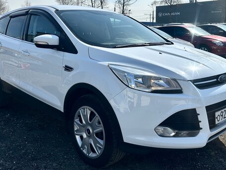 2016 Ford Kuga II, белый, 1499000 рублей, вид 3