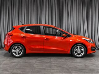 2016 Kia Ceed II Рестайлинг, красный, 1020000 рублей, вид 5