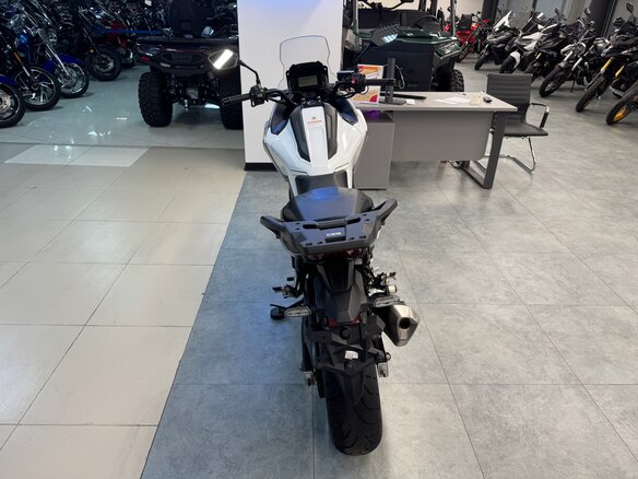 2023 Honda NC 750X, белый, 930000 рублей - вид 3