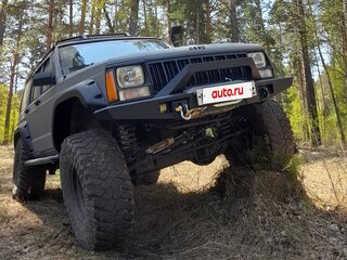 1993 Jeep Cherokee II (XJ), серый, 1560000 рублей, вид 1
