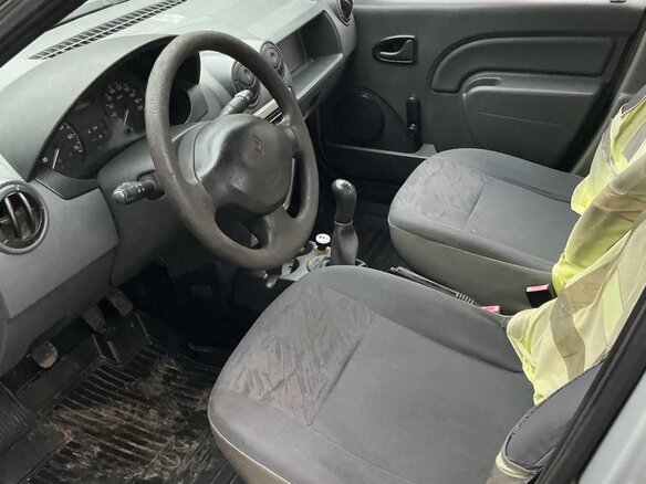 2009 Renault Logan I, серый, 320000 рублей - вид 5