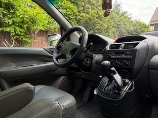 2003 Mitsubishi Space Wagon III, серебристый, 400000 рублей, вид 5