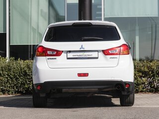 2014 Mitsubishi ASX I Рестайлинг, белый, 1100000 рублей, вид 4
