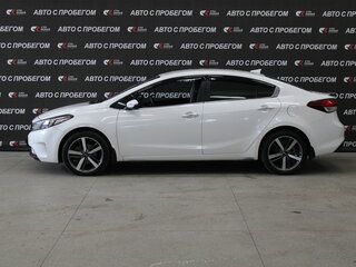 2017 Kia Cerato III Рестайлинг (Classic), белый, 1326000 рублей, вид 4