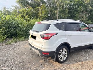 2016 Ford Kuga II Рестайлинг, белый, 1480000 рублей, вид 4